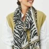 Next ZebraStandard - Bufanda - Animal -Tienda De Moda Femenina 9c64e96ffd474bf48416434925164b84