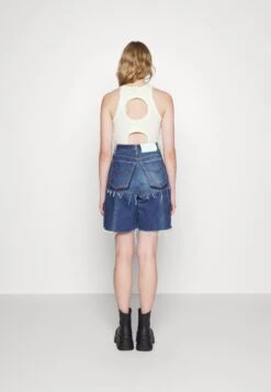 Relaxed Fit Reworked - Shorts Vaqueros - Dark Blue 13 Relaxed Fit Reworked - Shorts Vaqueros - Dark Blue -Tienda De Moda Femenina a91ae5bab43444989ce547bbfdf3f69f