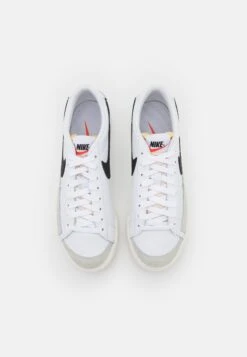 Nike Sportswear Blazer Platform - Zapatillas - White/Black/Sail/Team Orange 15 Nike Sportswear Blazer Platform - Zapatillas - White/Black/Sail/Team Orange -Tienda De Moda Femenina aa8255f19a474baa88237592dcbd5377