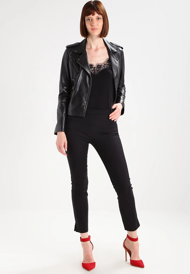 SAMSØE SAMSØE Blusa - Black 4 SAMSØE SAMSØE Blusa - Black - Imagen 2