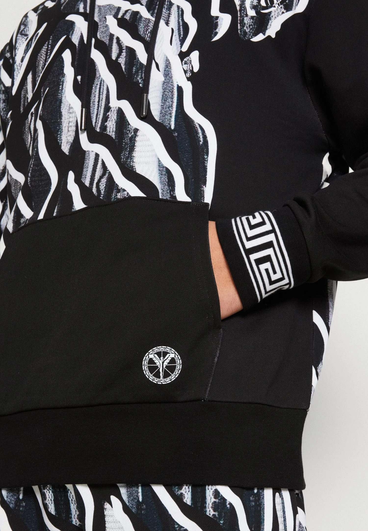 CARLO COLUCCI Unisex - Jersey Con Capucha - Black/White/Grey 8 CARLO COLUCCI Unisex - Jersey Con Capucha - Black/White/Grey - Imagen 6