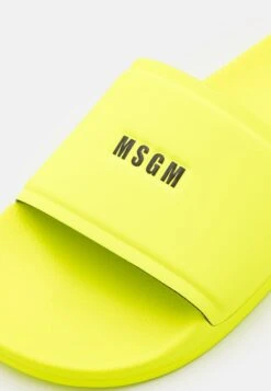 MSGM Chanclas De Baño - Neon Yellow 15 MSGM Chanclas De Baño - Neon Yellow -Tienda De Moda Femenina ae7dba2c86c34ca4af32e988526bbb72