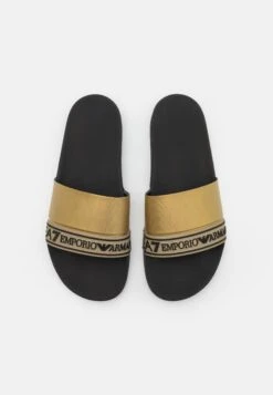 EA7 Emporio Armani Sport Tape Slide Unisex - Sandalias Planas - Black/Gold -Tienda De Moda Femenina b5fb368bcd9c4aa09ce89dac82f1d50c