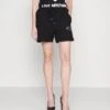 LOVE MOSCHINO Shorts - Black -Tienda De Moda Femenina ba745a286de14d91b80c0ef3ea081b63