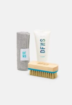 Footwear Cleaner Kit Set - Producto De Limpieza - White