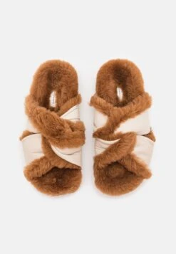 By Malene Birger Moria - Pantuflas - Wood 13 By Malene Birger Moria - Pantuflas - Wood -Tienda De Moda Femenina bc589a99e31e4b5ab7e40b1945f000a1