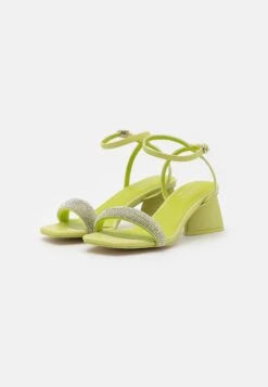 Menbur Sandalias - Lime -Tienda De Moda Femenina c30454a139f9480bb63f8217ac8f3a0c