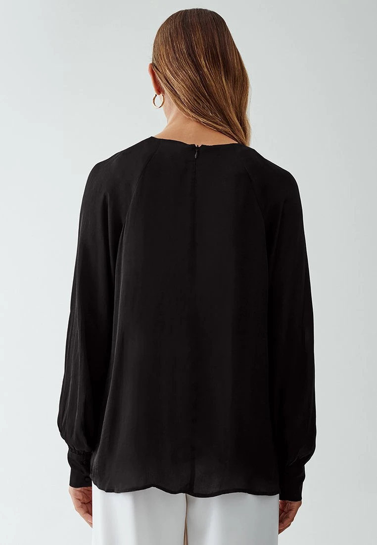 Mary - Blusa - Black 5 Mary - Blusa - Black - Imagen 3
