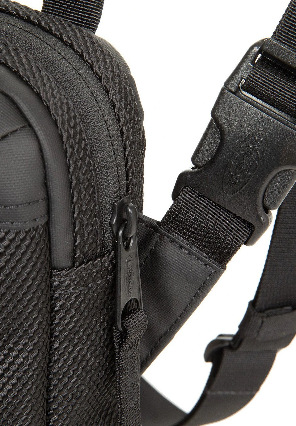 Eastpak The One Cnnct - Funda Para Cámara - Cnnct Coat 4 Eastpak The One Cnnct - Funda Para Cámara - Cnnct Coat - Imagen 2