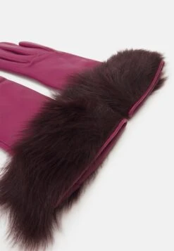 Gloves With Shearling Toscana Fur - Guantes - Wine/Burgundy 7 Gloves With Shearling Toscana Fur - Guantes - Wine/Burgundy -Tienda De Moda Femenina d8e759fe5d7048aeb38081e2191f4f7c
