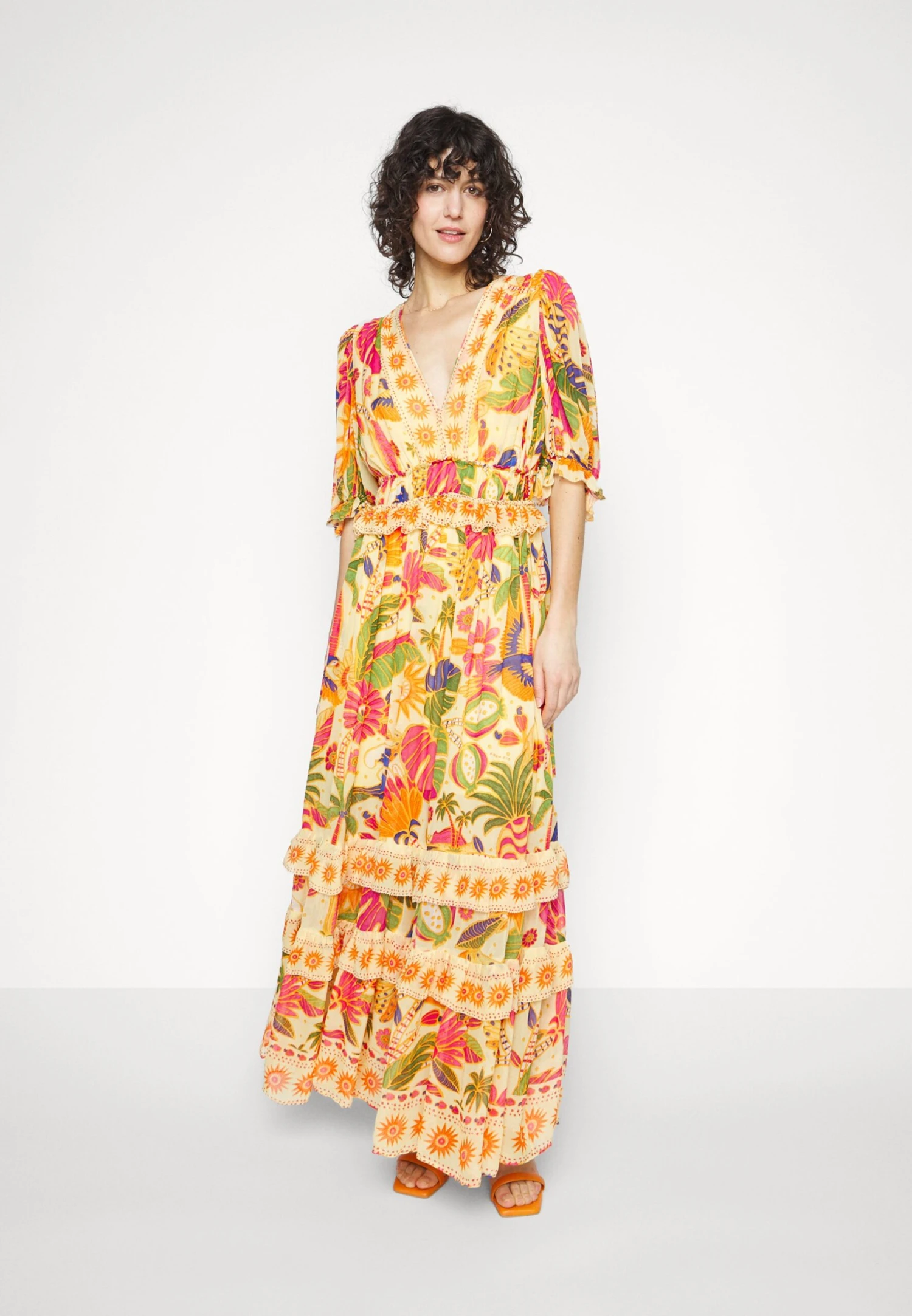 Farm Rio Rio Tapestry Dress - Vestido Largo - Rio Tapestry Yellow 6 Farm Rio Rio Tapestry Dress - Vestido Largo - Rio Tapestry Yellow - Imagen 4
