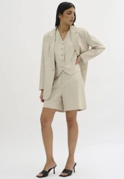 Lavitamw - Shorts - Oatmeal