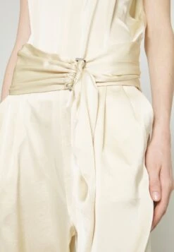 Filippa K Mono - Vanilla 17 Filippa K Mono - Vanilla -Tienda De Moda Femenina dfb85cbdff1d4432ac32473917251c7e