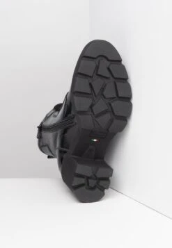 NeroGiardini Botines Con Cordones - Nero 11 NeroGiardini Botines Con Cordones - Nero -Tienda De Moda Femenina e089fcf32b8c4a30a33b7db4799132b4