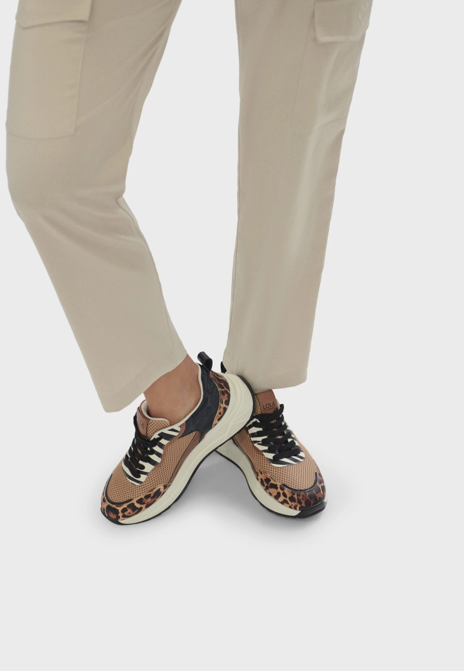 Zapatillas - Brown 3 Zapatillas - Brown