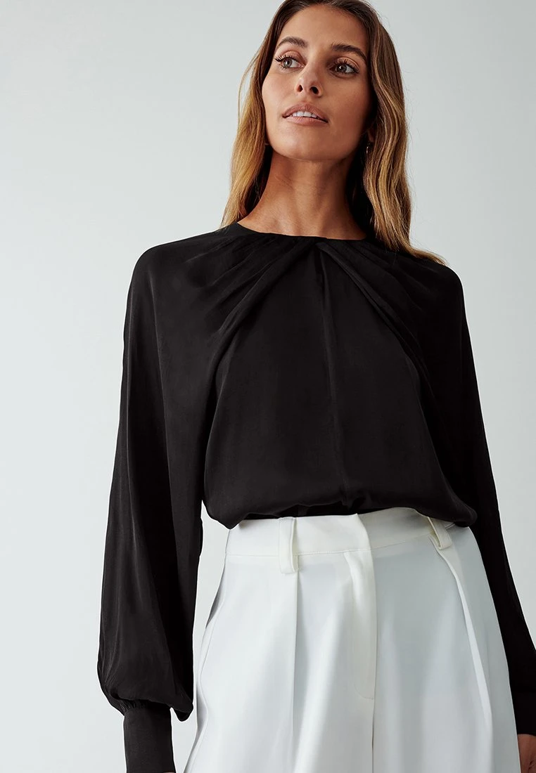 Mary - Blusa - Black 7 Mary - Blusa - Black - Imagen 5