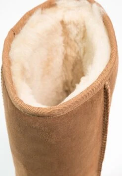 Ugg Classic Ii - Botas - Chestnut -Tienda De Moda Femenina ec3bb5eb9f314a6eb08262b69cdd64fe