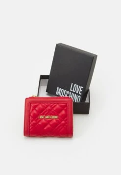 LOVE MOSCHINO Quilted - Monedero - Rosso 10 LOVE MOSCHINO Quilted - Monedero - Rosso -Tienda De Moda Femenina f0883e9428c5474699358fb58e50b9d9