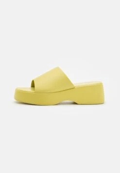 Mae Single Vamp Flatform - Sandalias - Lime Green -Tienda De Moda Femenina f13dae374dff44b18e717619b5c8cade