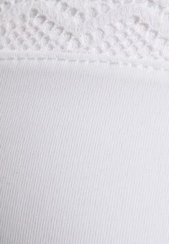 ESPRIT Feminine Sexy Padded Bra - Sujetador Con Aros - White 11 ESPRIT Feminine Sexy Padded Bra - Sujetador Con Aros - White -Tienda De Moda Femenina f2b1ab8af35f4819913e8c4bd09fb770