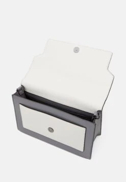 DKNY Millie Shoulder Bag - Bolso De Mano - Light Charcoal/Black 8 DKNY Millie Shoulder Bag - Bolso De Mano - Light Charcoal/Black -Tienda De Moda Femenina f5dec9356d694dafbc7178abc68ba66f