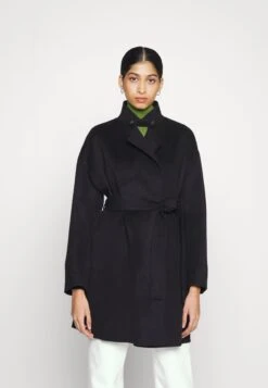 Filippa K Edina Jacket - Abrigo Corto - Black 12 Filippa K Edina Jacket - Abrigo Corto - Black -Tienda De Moda Femenina f63271abb9954baaad922d3bcb5772dd