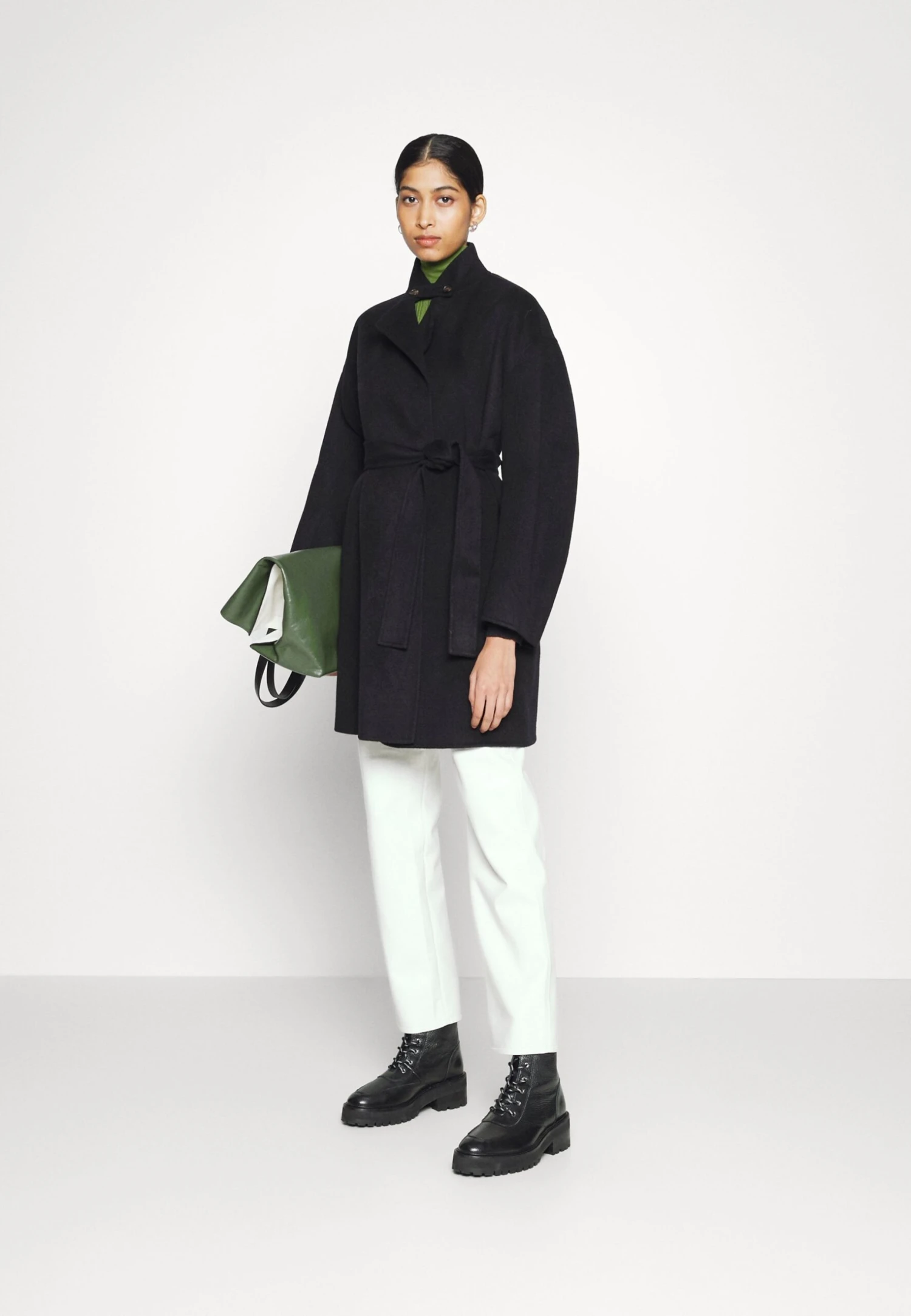 Filippa K Edina Jacket - Abrigo Corto - Black 7 Filippa K Edina Jacket - Abrigo Corto - Black - Imagen 5