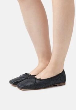 Mansur Gavriel Square Toe - Bailarinas - Black