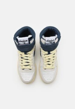 Diadora Magic Basket Mid Unisex - Zapatillas Altas - White/Blue Caspian Sea 11 Diadora Magic Basket Mid Unisex - Zapatillas Altas - White/Blue Caspian Sea -Tienda De Moda Femenina ff9e748ba65c458f9c047d3e256e0402